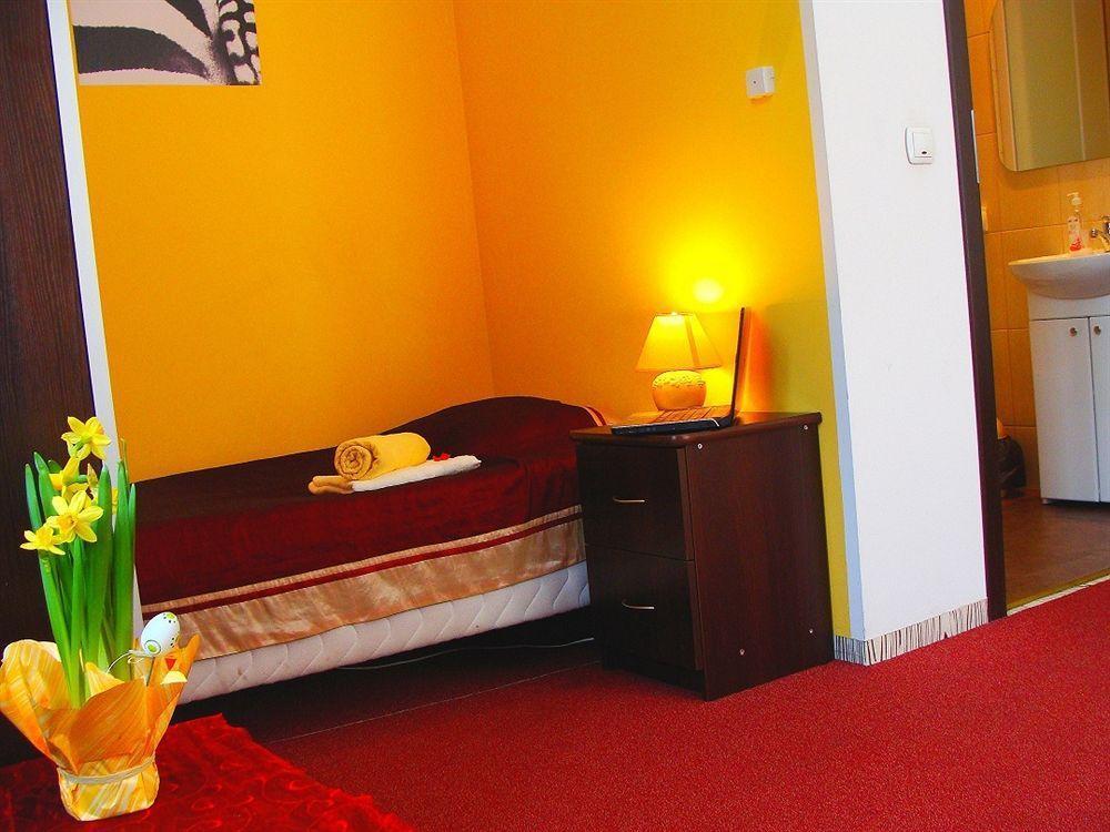 Adax Goscinne Apartament Kraków